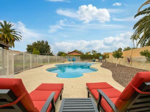 Glendale Charm By Casago