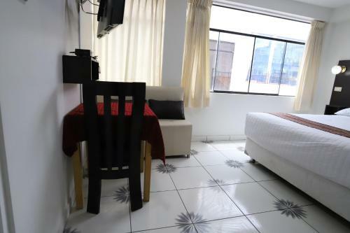 Hostal 202 - 302 Habitaci�n Matrimonial /ba�o Compartido