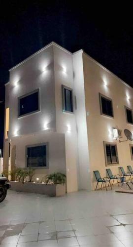 Apartamento Cheerful Two Bedroom Vacation Home With A Pool
