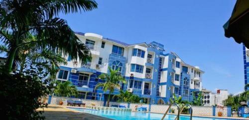 Shikara Apartments