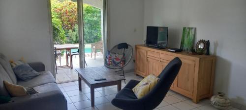 Logement Entier : Villa 3 Chambres Avec Piscine.