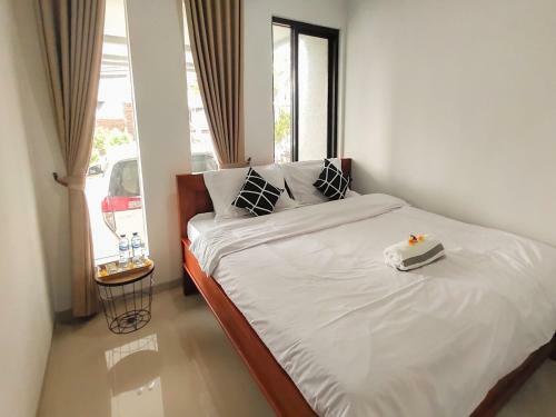 Golden Leaf Villa