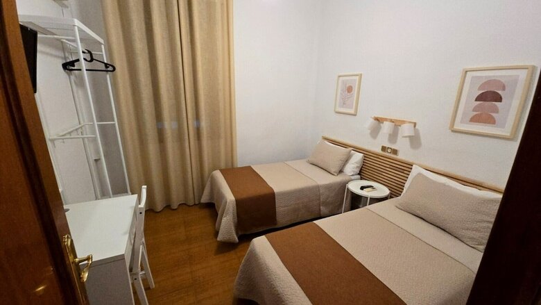 Hostal Prada