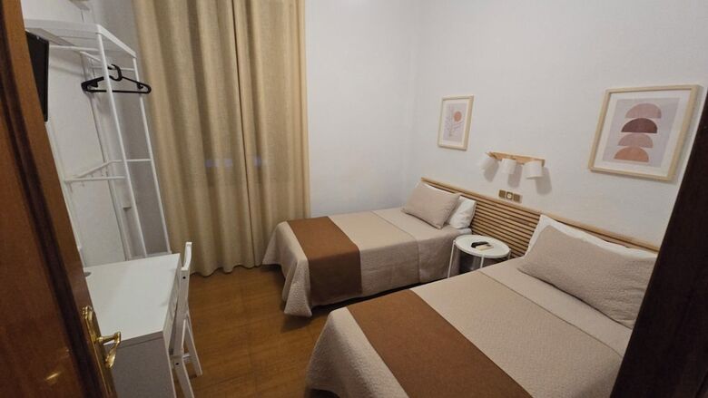 Hostal Prada