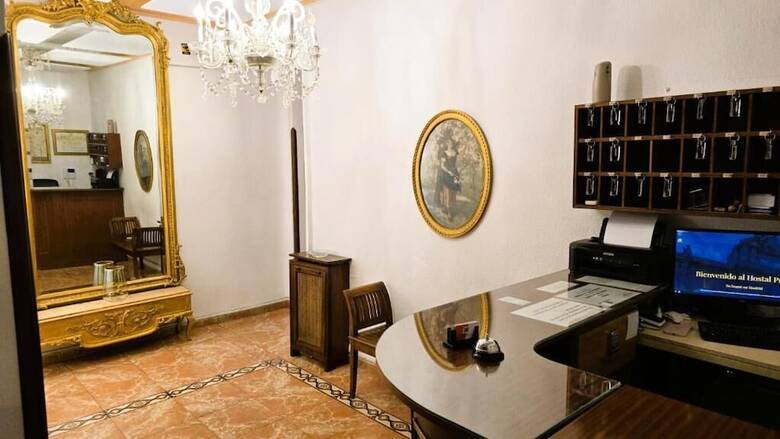 Hostal Prada