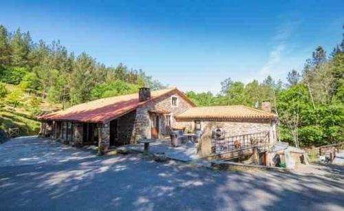 Hostal O Mui�o De Pena