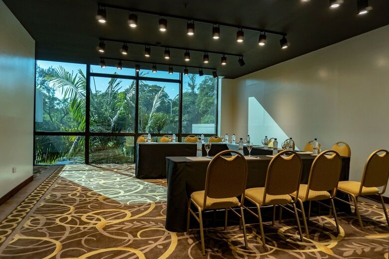 Sheraton Tucum�n Hotel