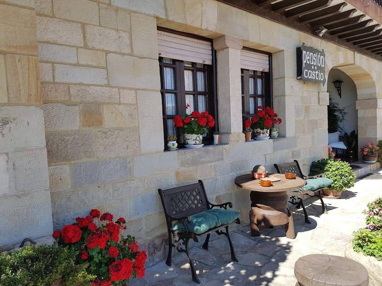Hostal Pension Castio