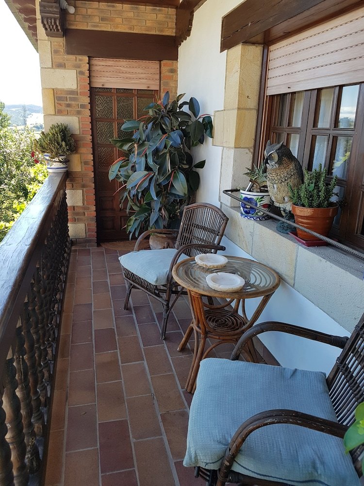 Hostal Pension Castio