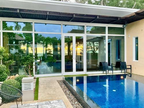 ?sunset Ocean Front Villa