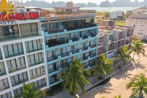 Anson Bay Hotel