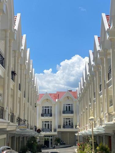 Goden Hills , Villa Ngh? D??ng L� T??ng