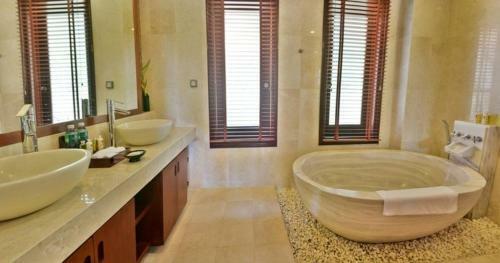 Furama 3-bedroom Pool Villa In Da Nang