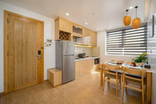 Sea Dragon Apartment & Hotel