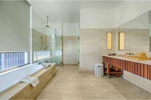 Hyatt Beachfront Villa Pool Best In Da Nang