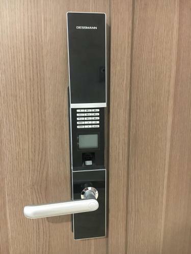 Apartamento C?n H? Cao C?p 3 Ph�ng Ng? T?i Metropolis