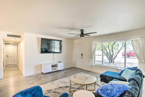 Stylish Home About 2 Mi To Old Town Scottsdale!