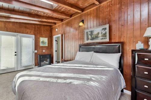 Beary Peaceful Retreat #2085 By Big Bear Vacations