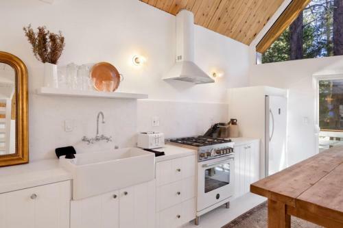 Mid-century Modern Chalet #1927 By Big Bear Vacations