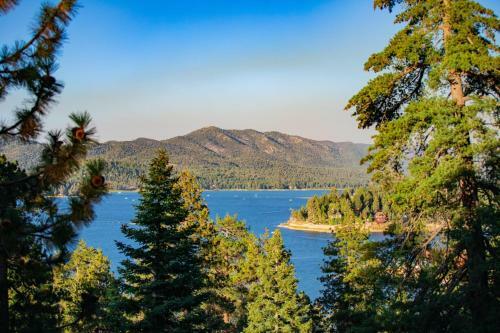 Mid-century Modern Chalet #1927 By Big Bear Vacations