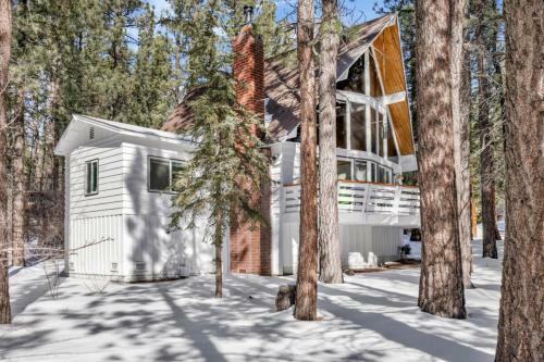 Mid-century Modern Chalet #1927 By Big Bear Vacations