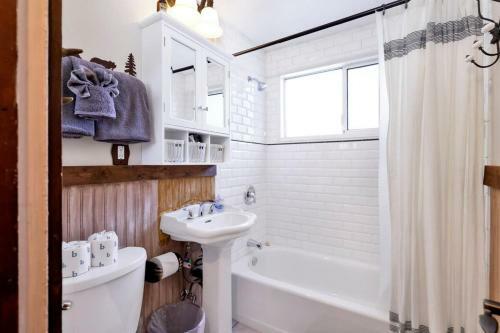 Storybook Cottage #2121 By Big Bear Vacations