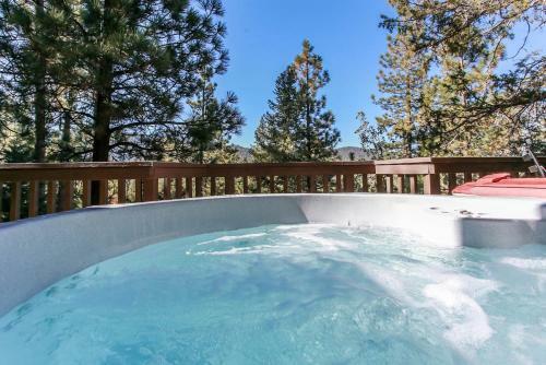Cozy Bear Lookout #1778 By Big Bear Vacations