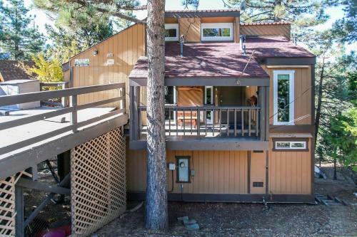 Cozy Bear Lookout #1778 By Big Bear Vacations