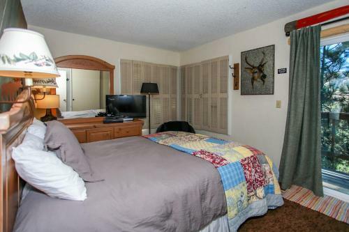 Cozy Bear Lookout #1778 By Big Bear Vacations