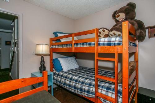 Cozy Bear Lookout #1778 By Big Bear Vacations