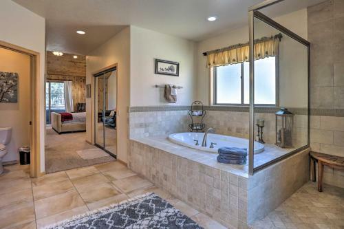 Expansive Cabin With Hot Tub And Ski Slope Views!