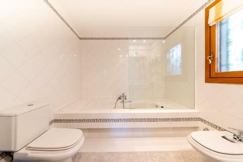Beautiful 4 Bed (8 Ppl) Villa In Andratx, Mallorca