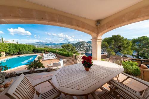 Beautiful 4 Bed (8 Ppl) Villa In Andratx, Mallorca