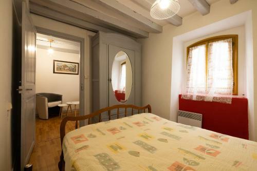 Maison A La Fronti�re Espagnole