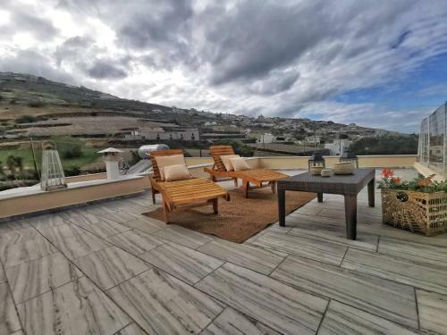 Spacious House For 6, View 360 ,in The Vineyards