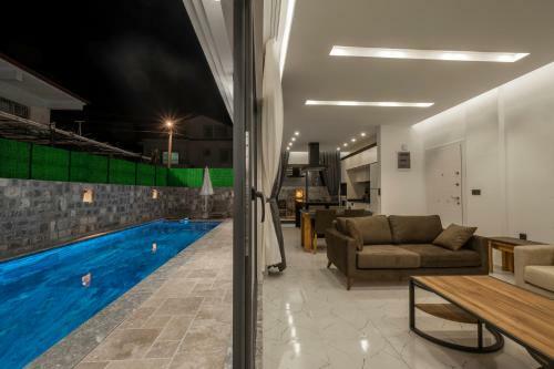 Villa Mystory