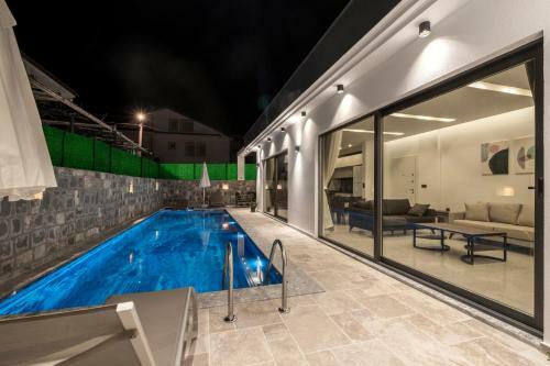 Villa Mystory