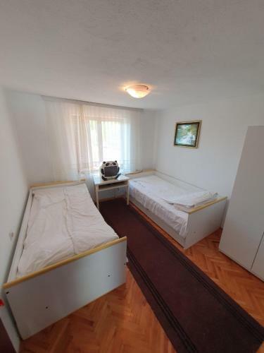 Hostal Nesovic