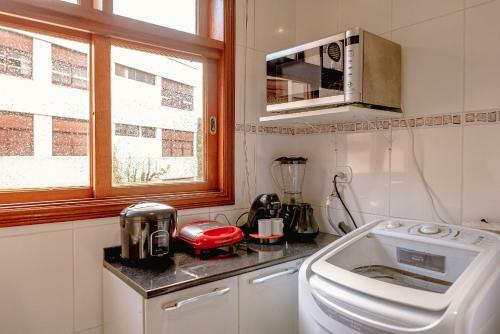 Apartamento No Centrinho de Capivari Wifi, Lareira, Garagem