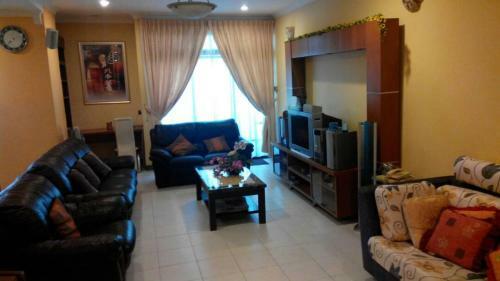 Apartamento Riverine Emerald Condominium
