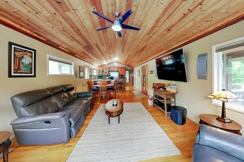 Bent River Bungalow