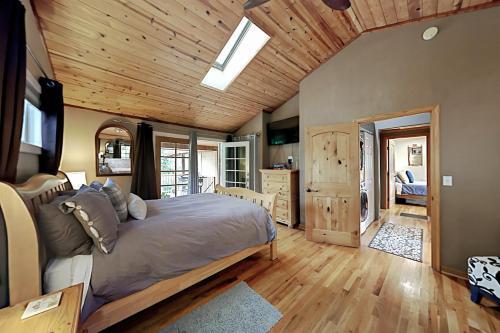 Bent River Bungalow