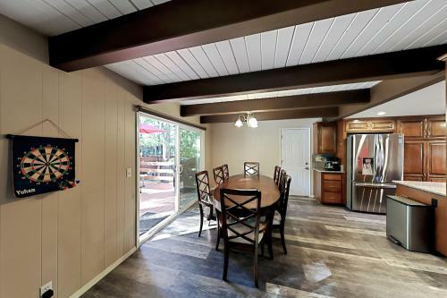Grizzly Mountain Getaway