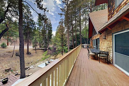 Paradise In The Pines