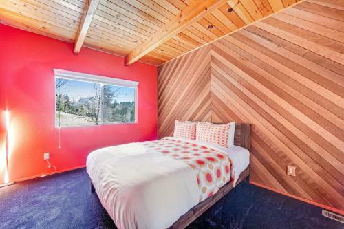 That '70s House - New Listing! Newly Renovated!