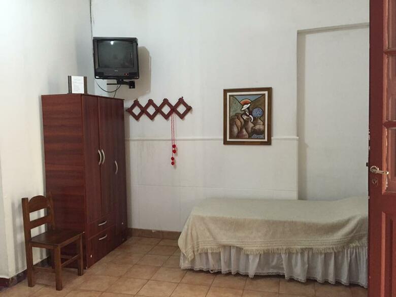 Hostal Posada Casa De Borgo�a