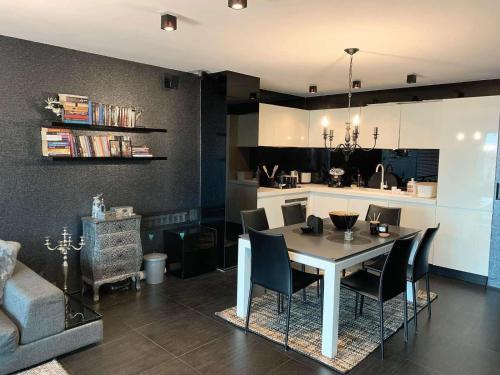 Apartamento Black And White