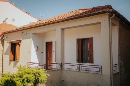 Cozy House In Kalavrita 3 Rooms For 4 Pers