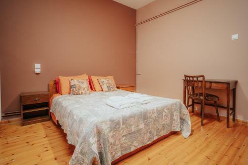 Cozy House In Kalavrita 3 Rooms For 4 Pers