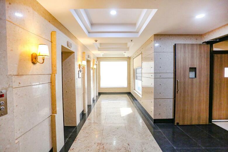 Treebo Trend Hotel Avr